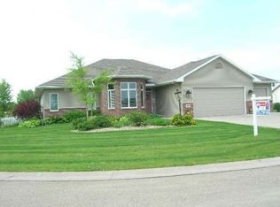 W5809 Sweet William Dr, APPLETON, WI 54915