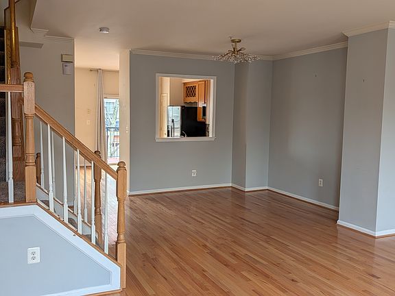 4th image of 22 Shady Elm Mews