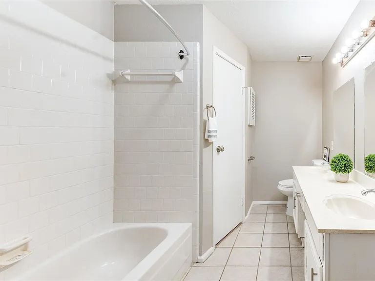 5255 Beaverbrook Dr — Photo 24