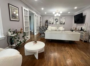 56 Sagamore Rd APT 2B, Bronxville, NY 10708
