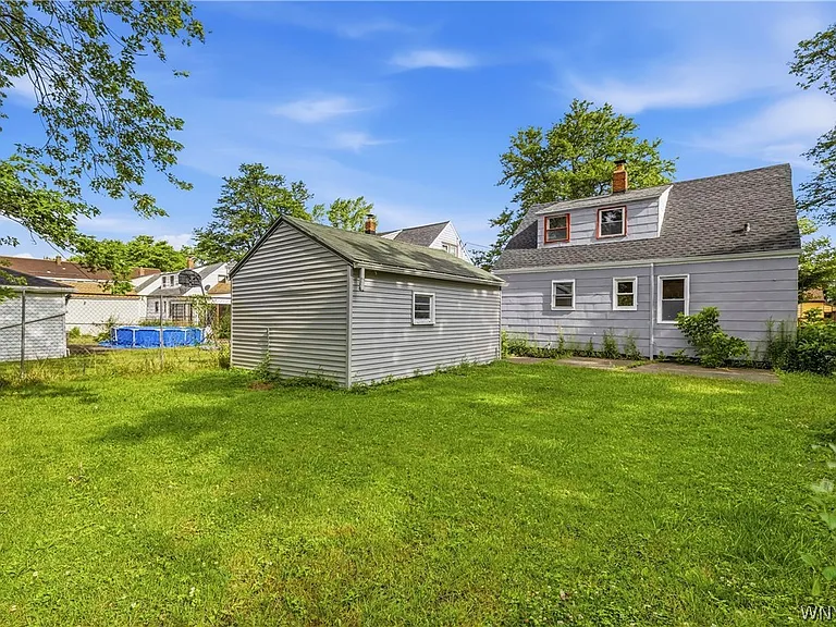 171 Weston Ave — Photo 6