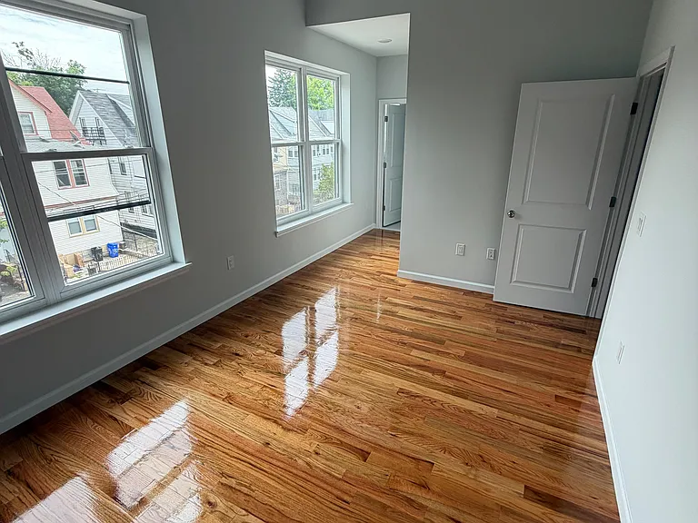 181 Munn Ave #4 — Photo 17