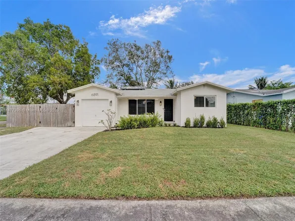 6891 Scott St, Hollywood, FL 33024