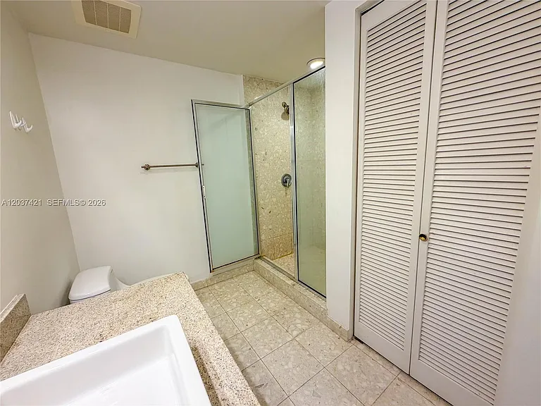 185 SW 7th St #2900 — Photo 10