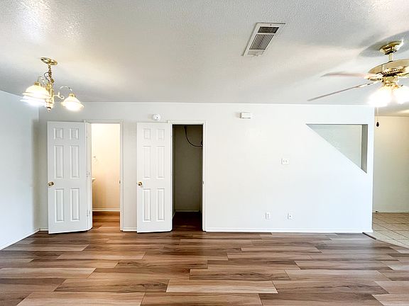 4th image of 5701 Allstar Ct APT C