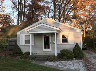 2424 Poinsette Dr, Fort Wayne, IN 46808