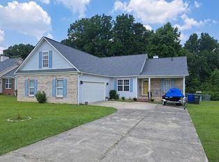 7288 Beaver Run Dr, Fayetteville, NC 28314