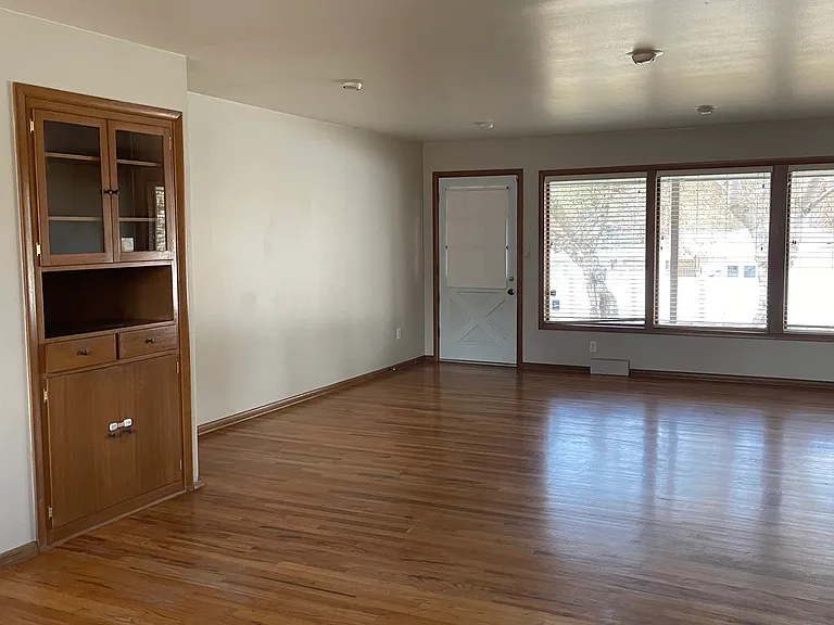 4124 S Helena St — Photo 16