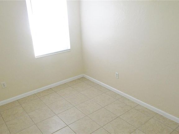 4th image of 8573 Herbison Ave