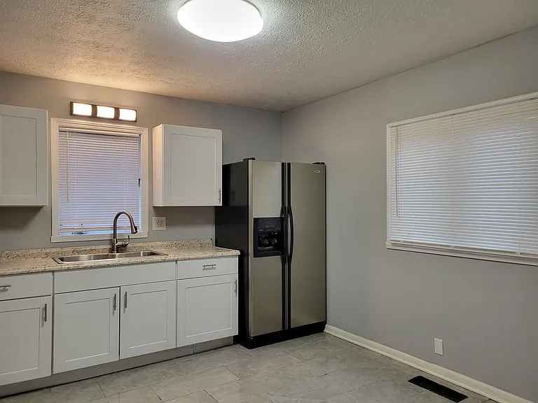 7404 E 34th Pl — Photo 6