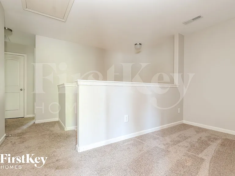 2202 Matthew Oaks Ct — Photo 9