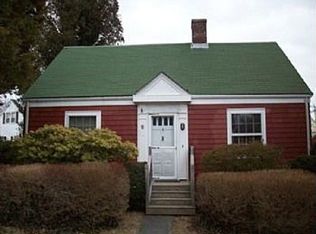 4 Haskell Ave, Newport, RI 02840