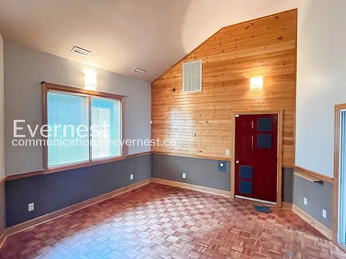 109 Mayfair Rd — Photo 17