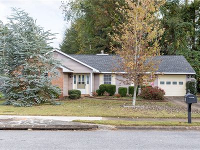 855 Dekalb St, Auburn, AL, 36830