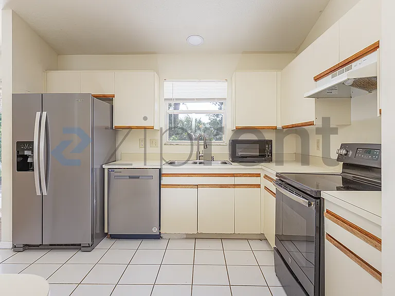 6385 Wien Ln — Photo 5