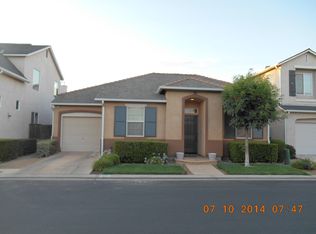 745 W Riviera Ln, Clovis, CA 93619
