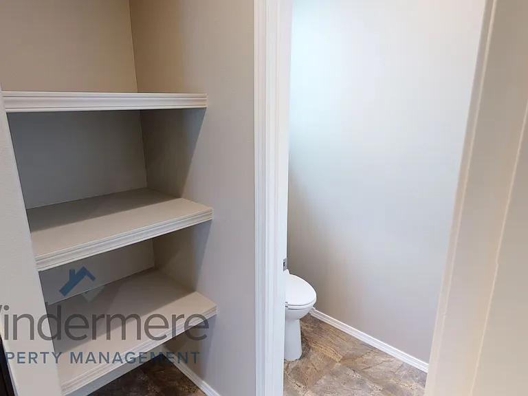 1309 SW Virginia St — Photo 14