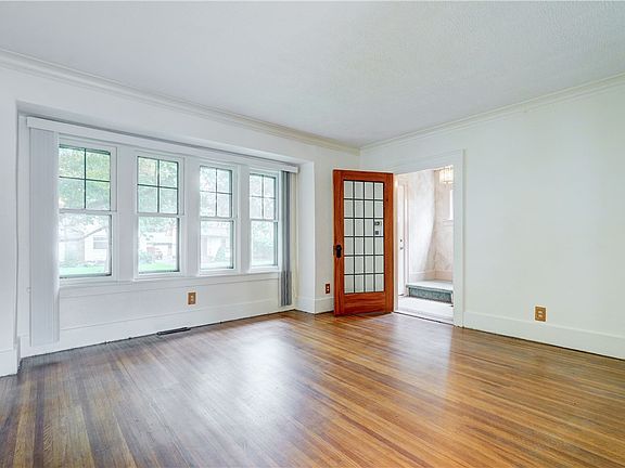 5th image of 151 Hurstbourne Rd