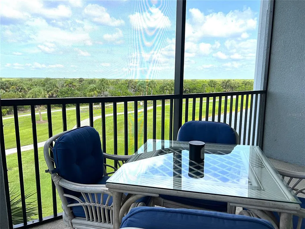2 bed, 2.0 bath, 1154 sqft, $6,000 — Photo 2