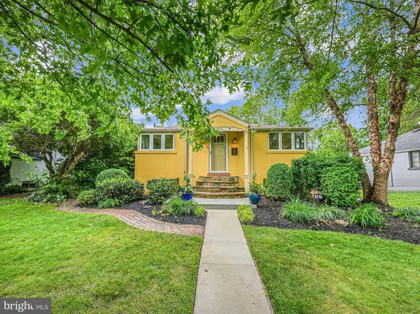 3904 7th St S, Arlington, VA 22204