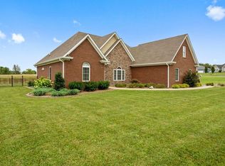 152 Blossom Ct, Scottsville, KY 42164