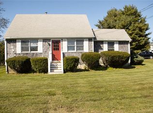 100 Oliphant Ln, Middletown, RI 02842