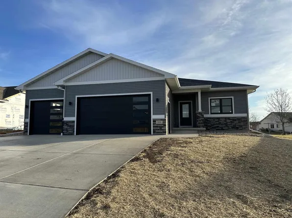 108 Cardinal Lane, Sauk City, WI 53583