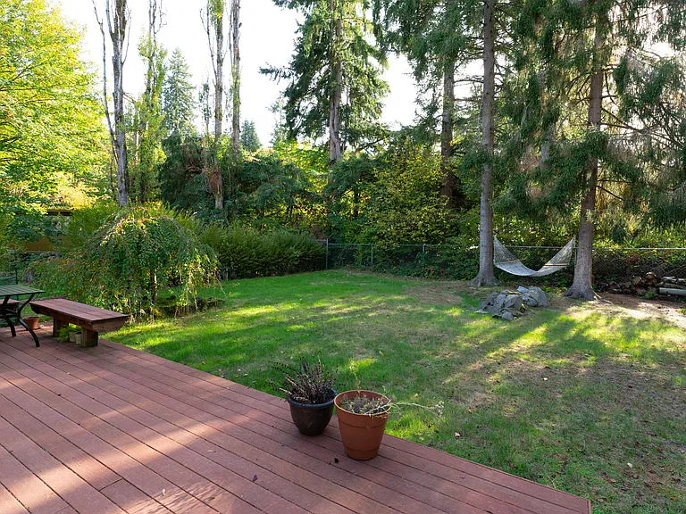 15323 SE 42nd St — Photo 38
