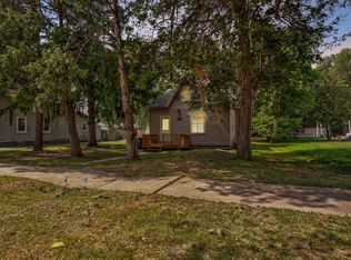 1318 1st Ave NE, Faribault, MN 55021