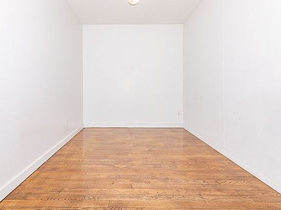 5th image of 1209 Dekalb Ave #724