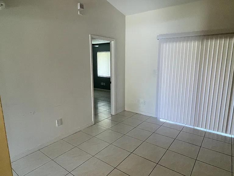 1312 Ravida Cir — Photo 5