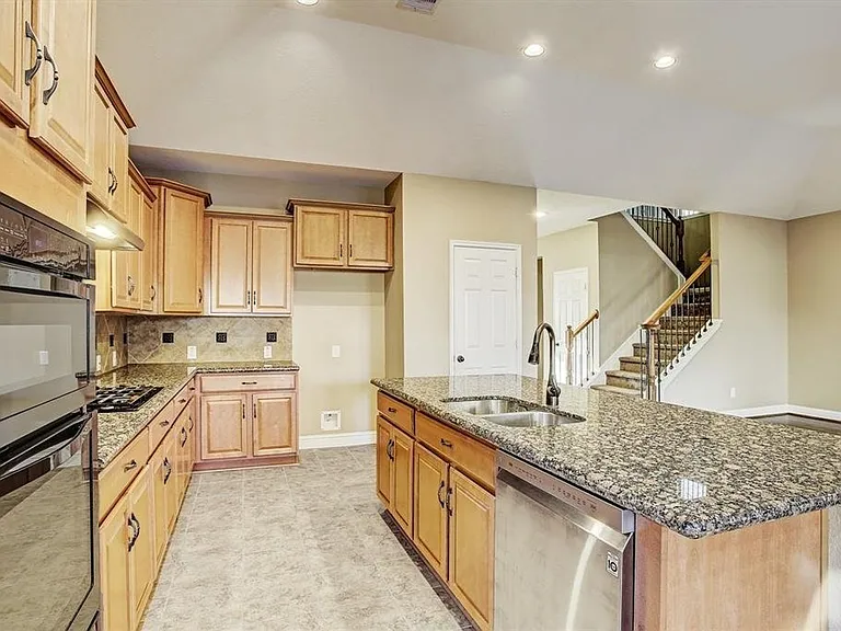 11022 Avery Oaks Ln — Photo 11