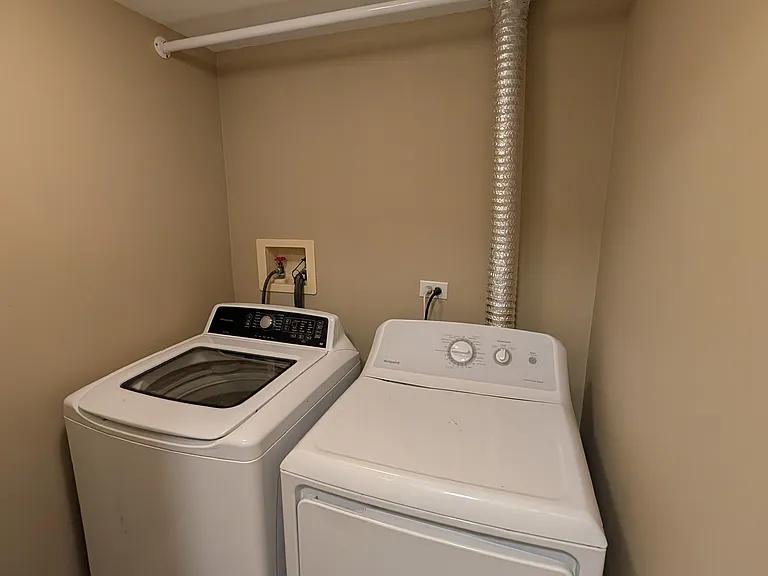 1449 Timber Ln — Photo 13