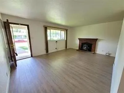 1408 Gregory Way — Photo 5