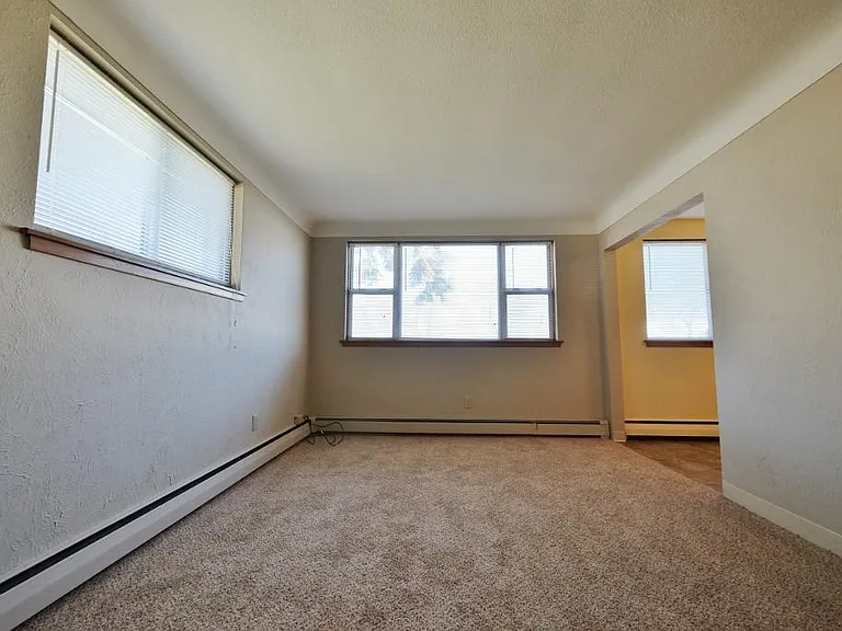 Rankin Apartments — Photo 10