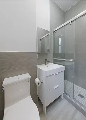 Rented by REAL New York | media 18