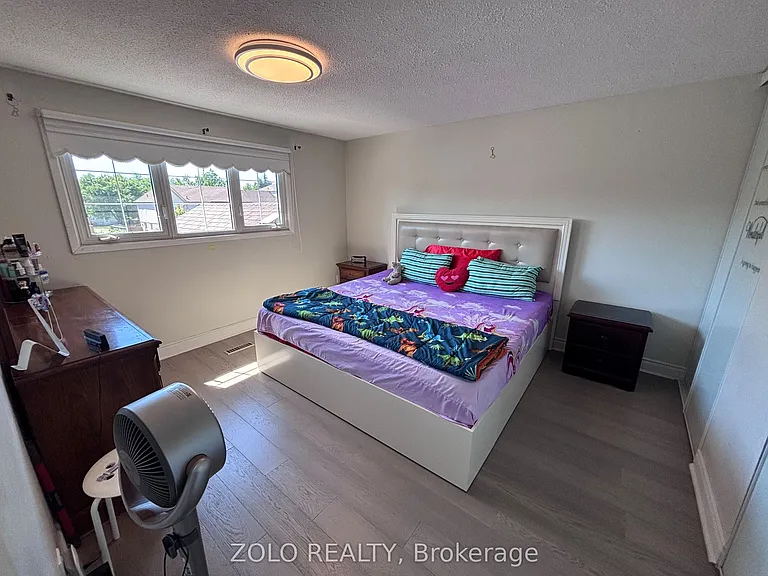 34 Primrose Cres — Photo 11