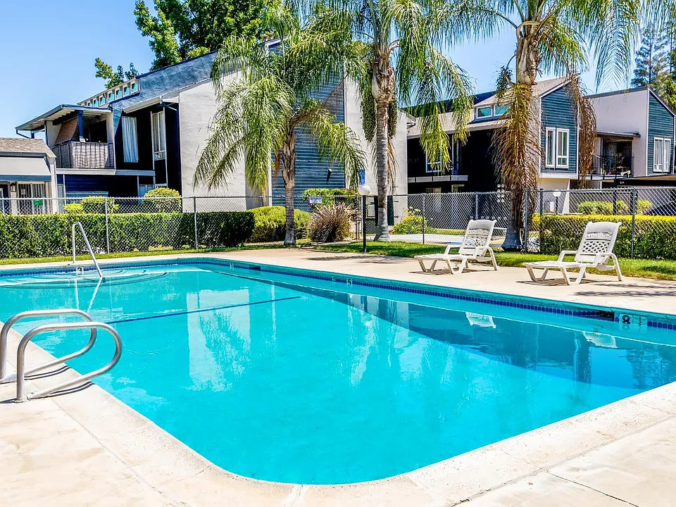 Eastgate Terrace Apartments