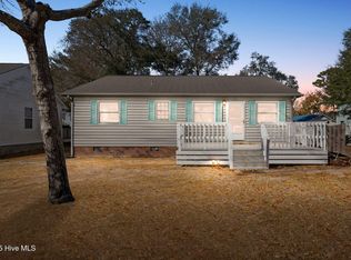 101 SE 12th Street, Oak Island, NC 28465