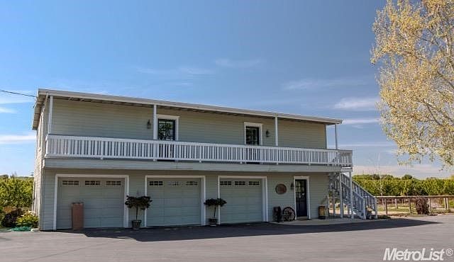 2nd image of 11566 State Highway 16 Rd