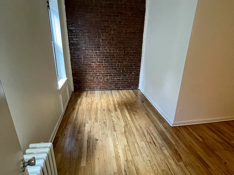 226 E 29th St #6G — Photo 8