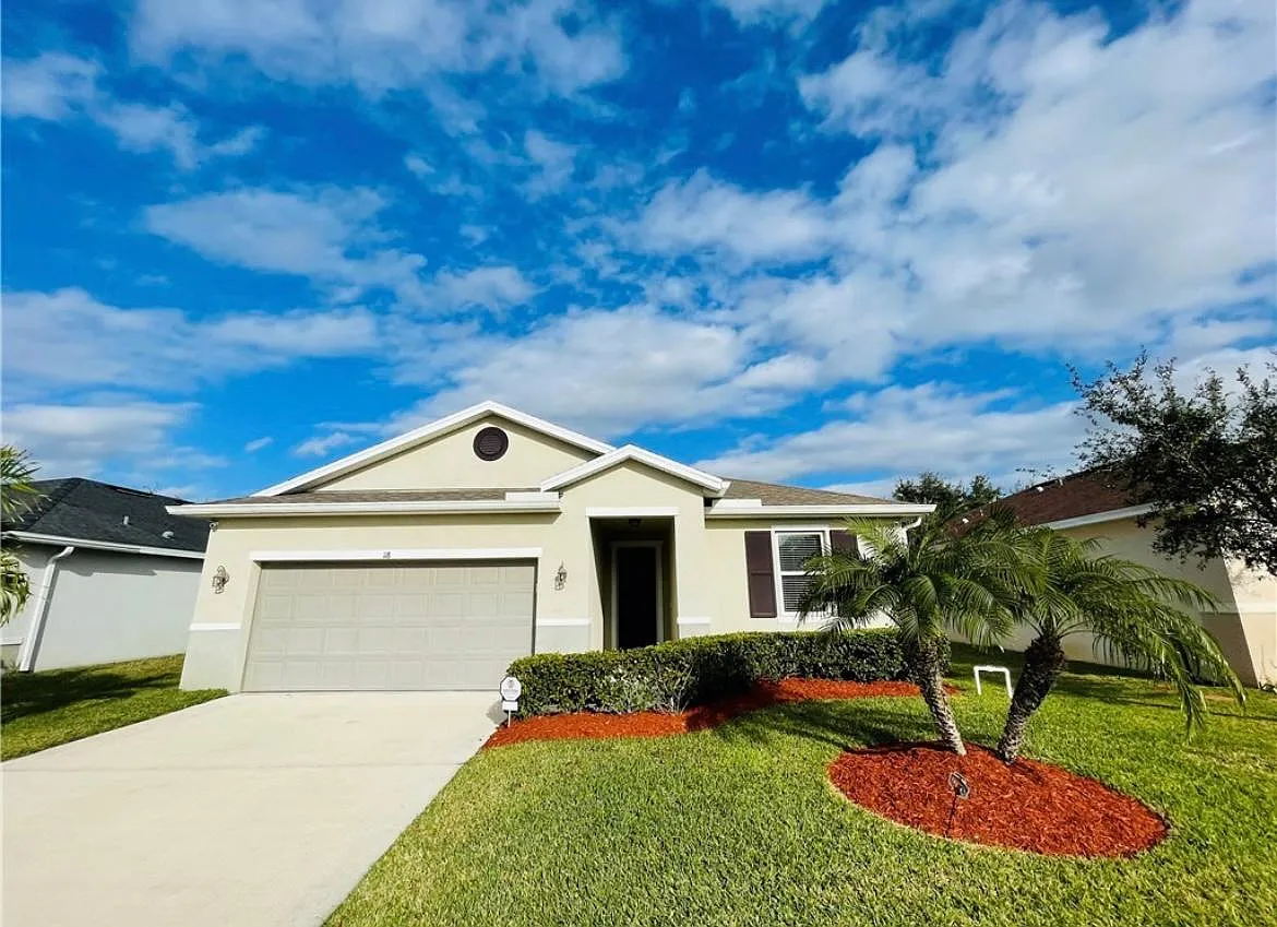 4 bed, 2103 sqft, $2,600 — Photo 2