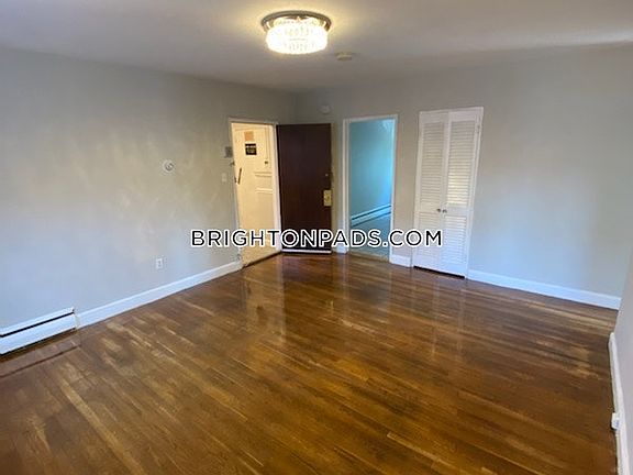 4th image of 63-65 Selkirk Rd #7