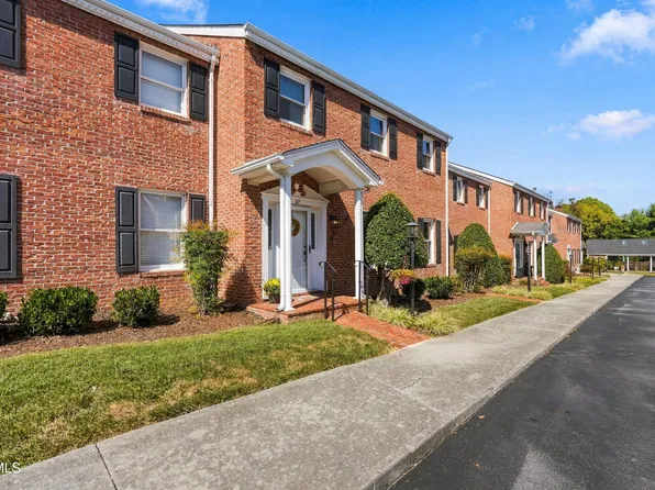 2734 Oakland Ave #C-27, Johnson City, TN 37601