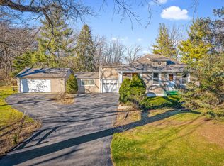 80 N Lake Ave, Third Lake, IL 60030