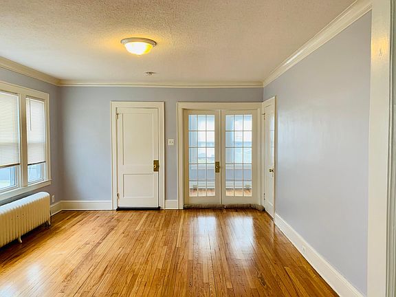 Living Room & Enclosed Porch