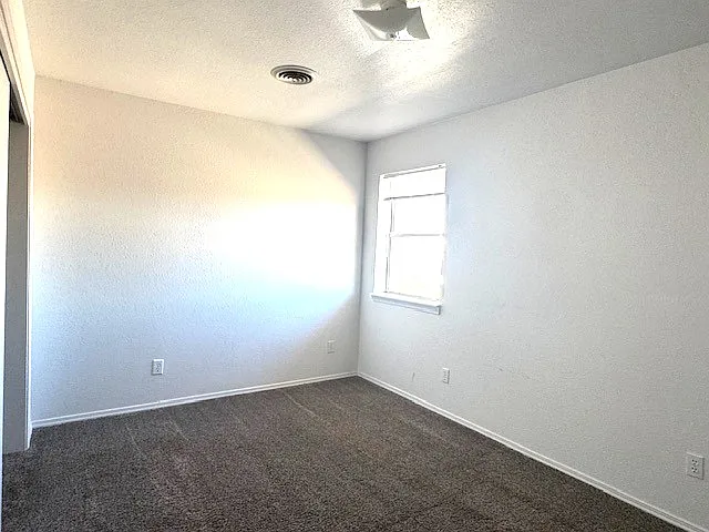 118 N Sligo St #C — Photo 9