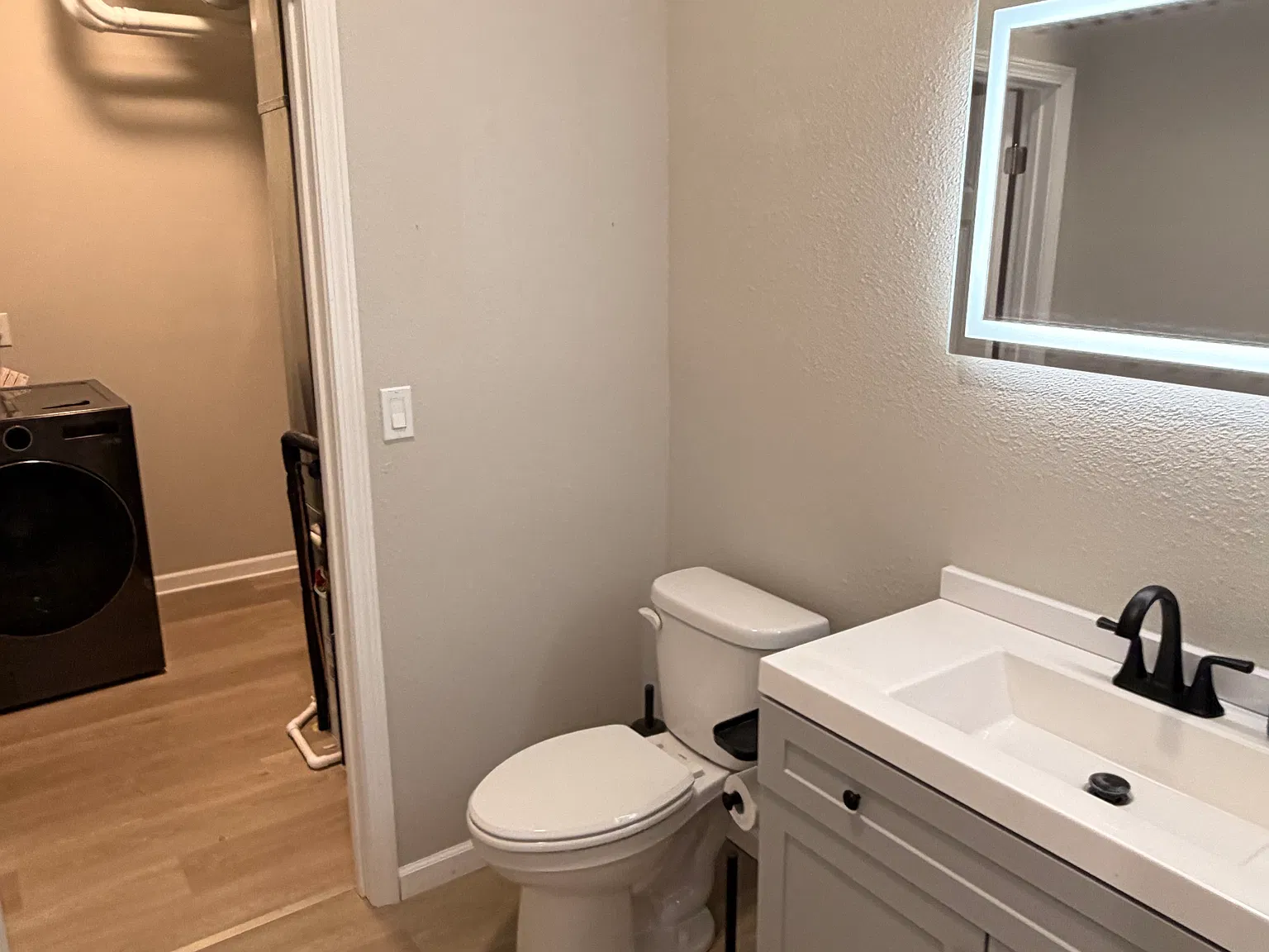 1 bed, 1.5 bath, 1200 sqft, $1,200 — Photo 3