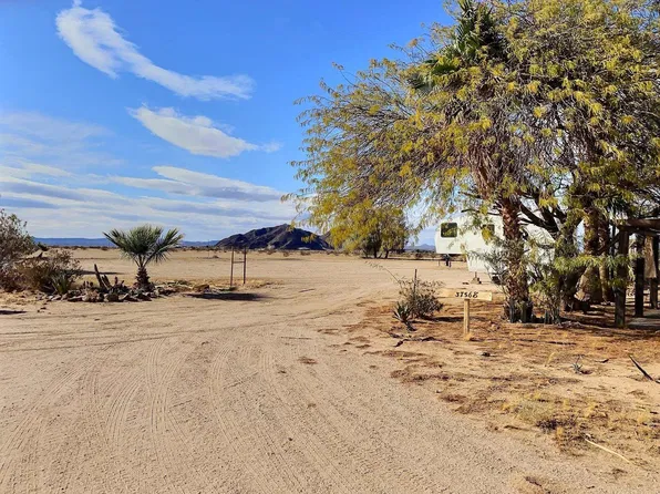 37568 E Turquoise Dr, Wellton, AZ 85356
