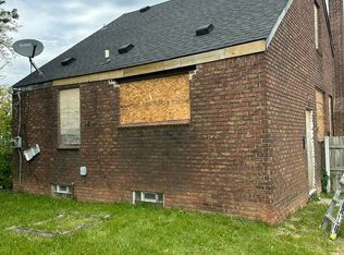 19301 Runyon St, Detroit, MI 48234